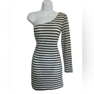 Cocolove Women’sBlack and White Striped One Armed Mini Dress. Size: L.. NWT.